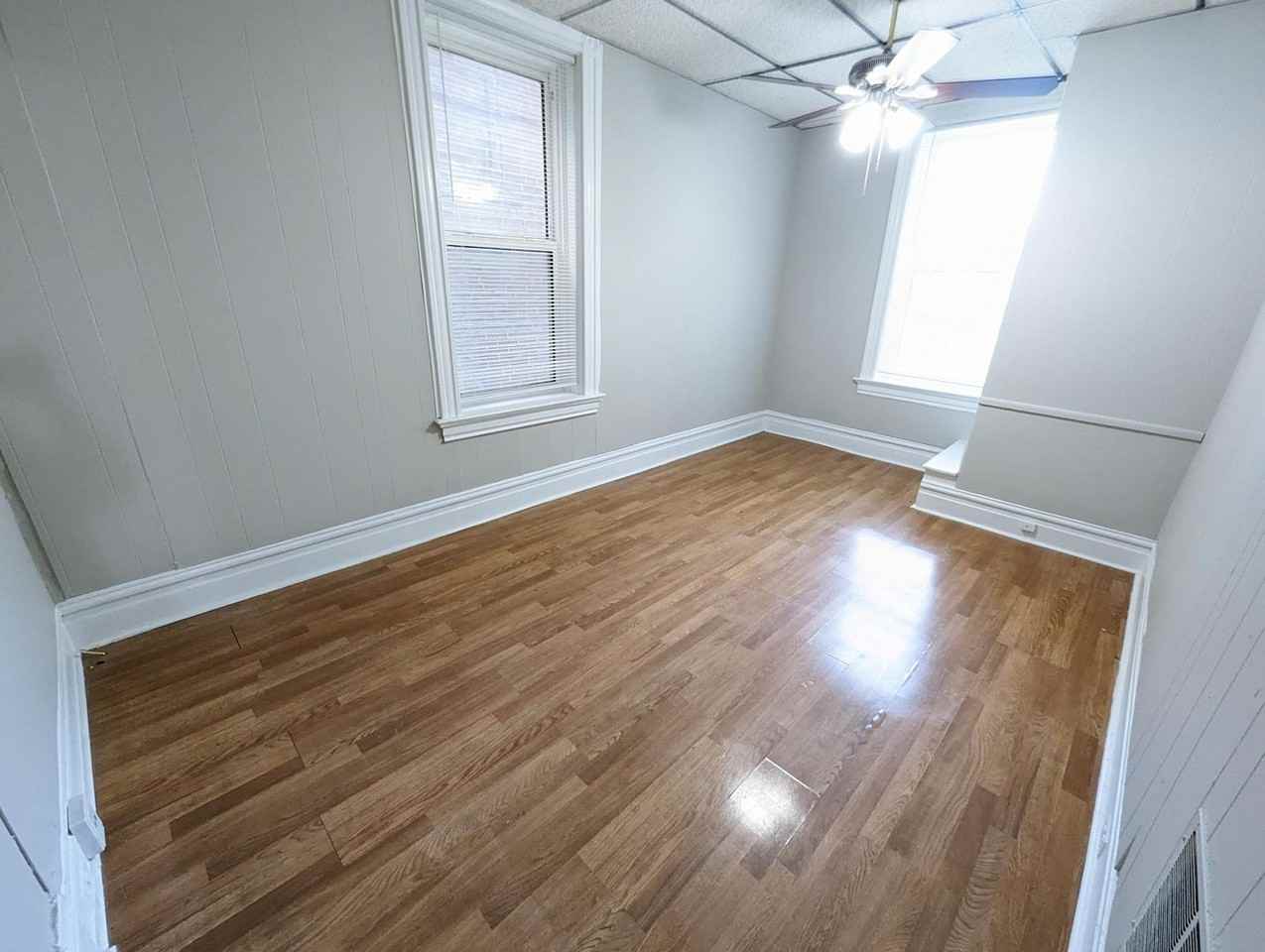 4420 Athlone Ave - Photo 2 of 21