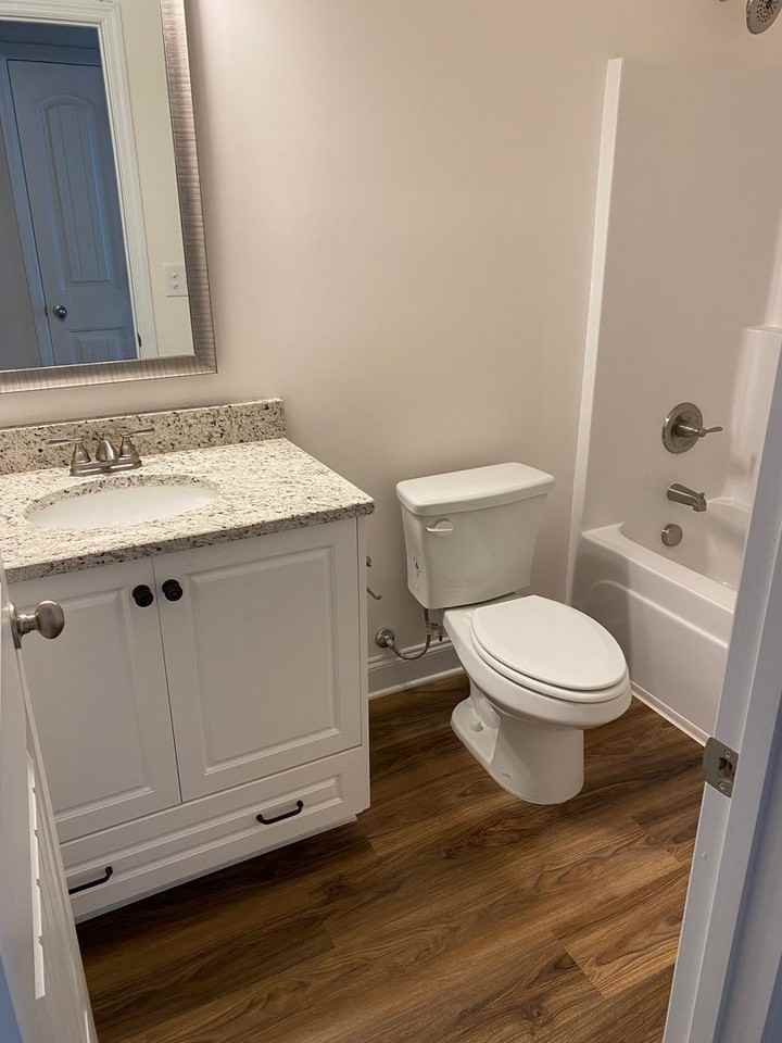 1646 Goshen Rd - Photo 2 of 12