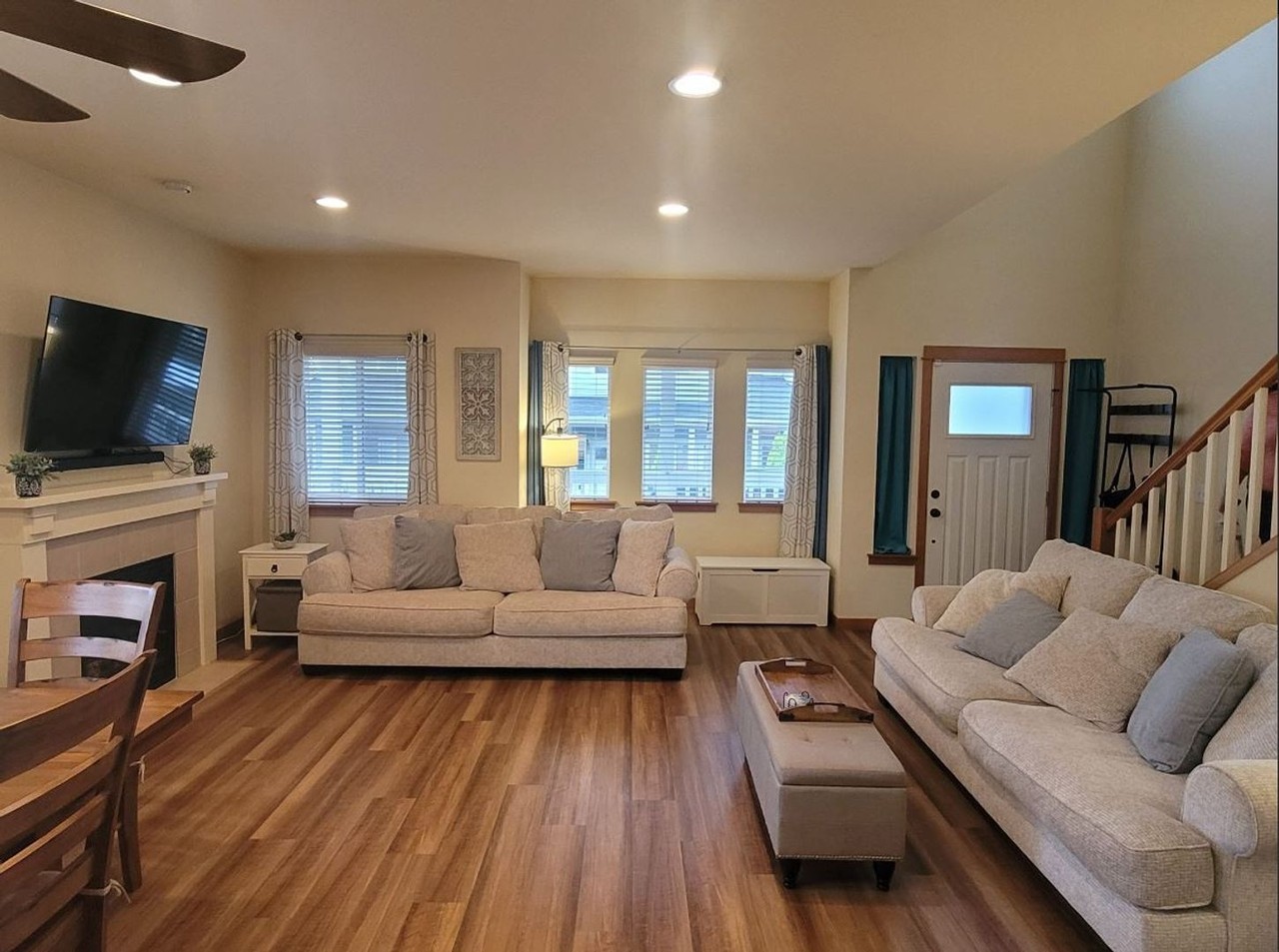 2738 Diamond St #E - Photo 4 of 21