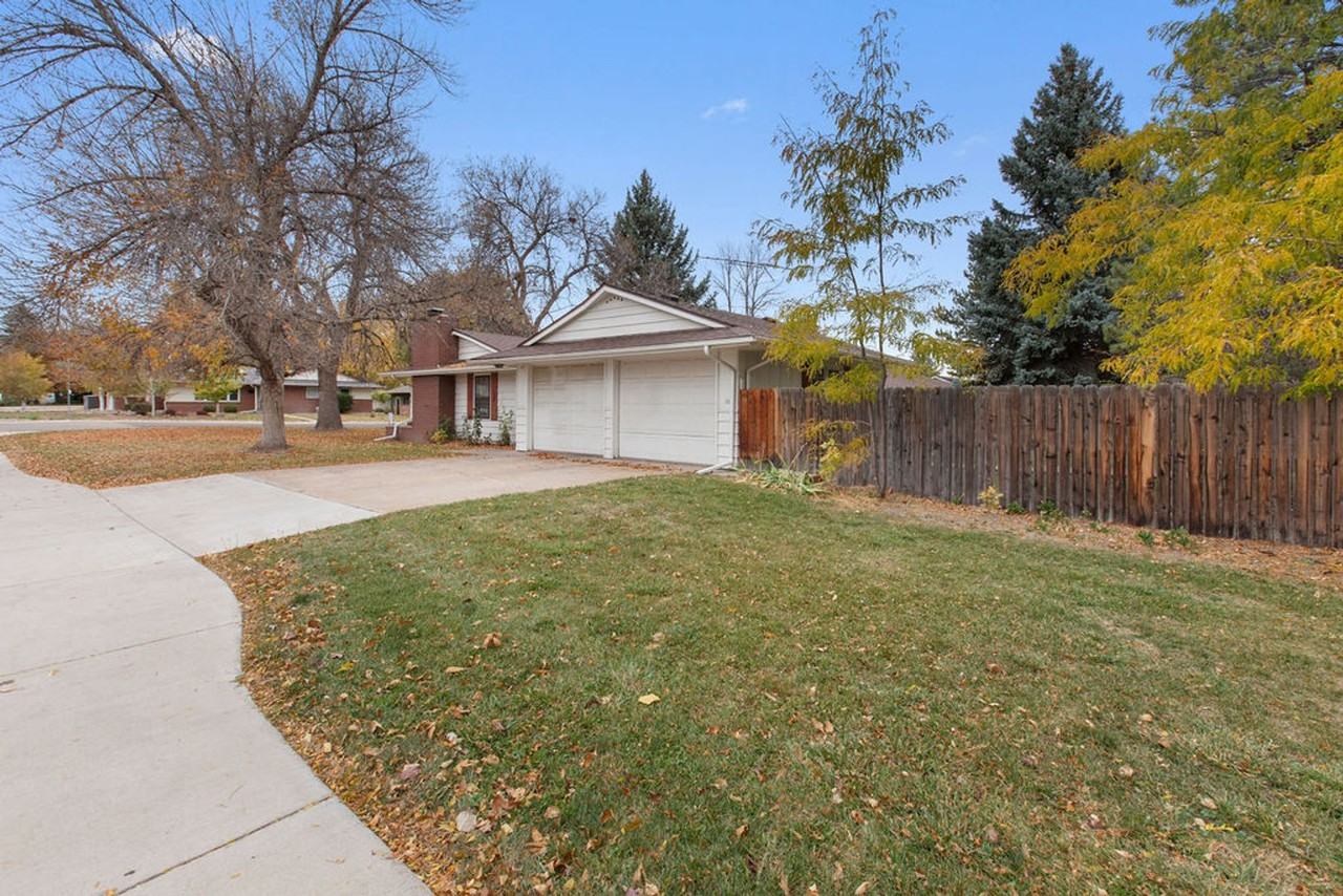 2524 Mathews St - Photo 4 of 26