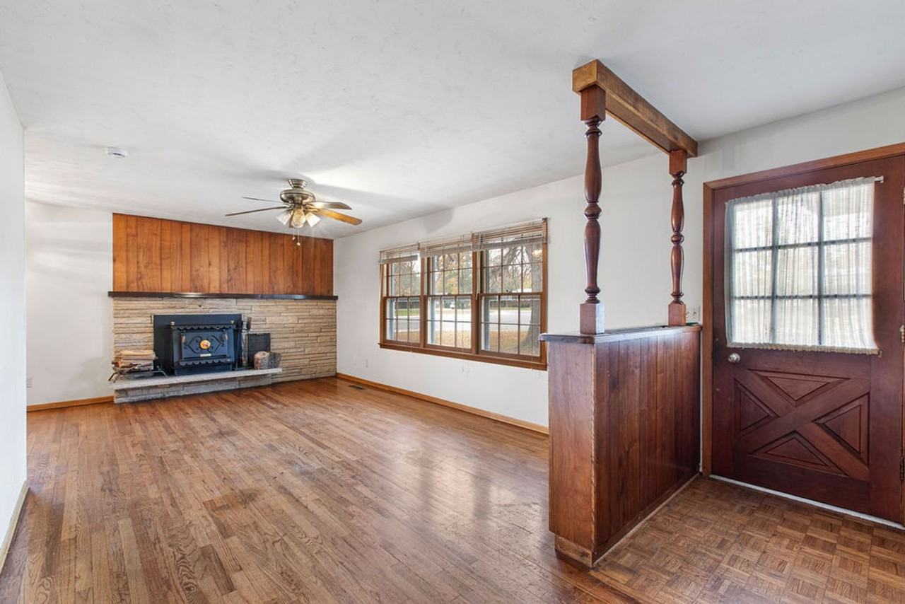 2524 Mathews St - Photo 6 of 26