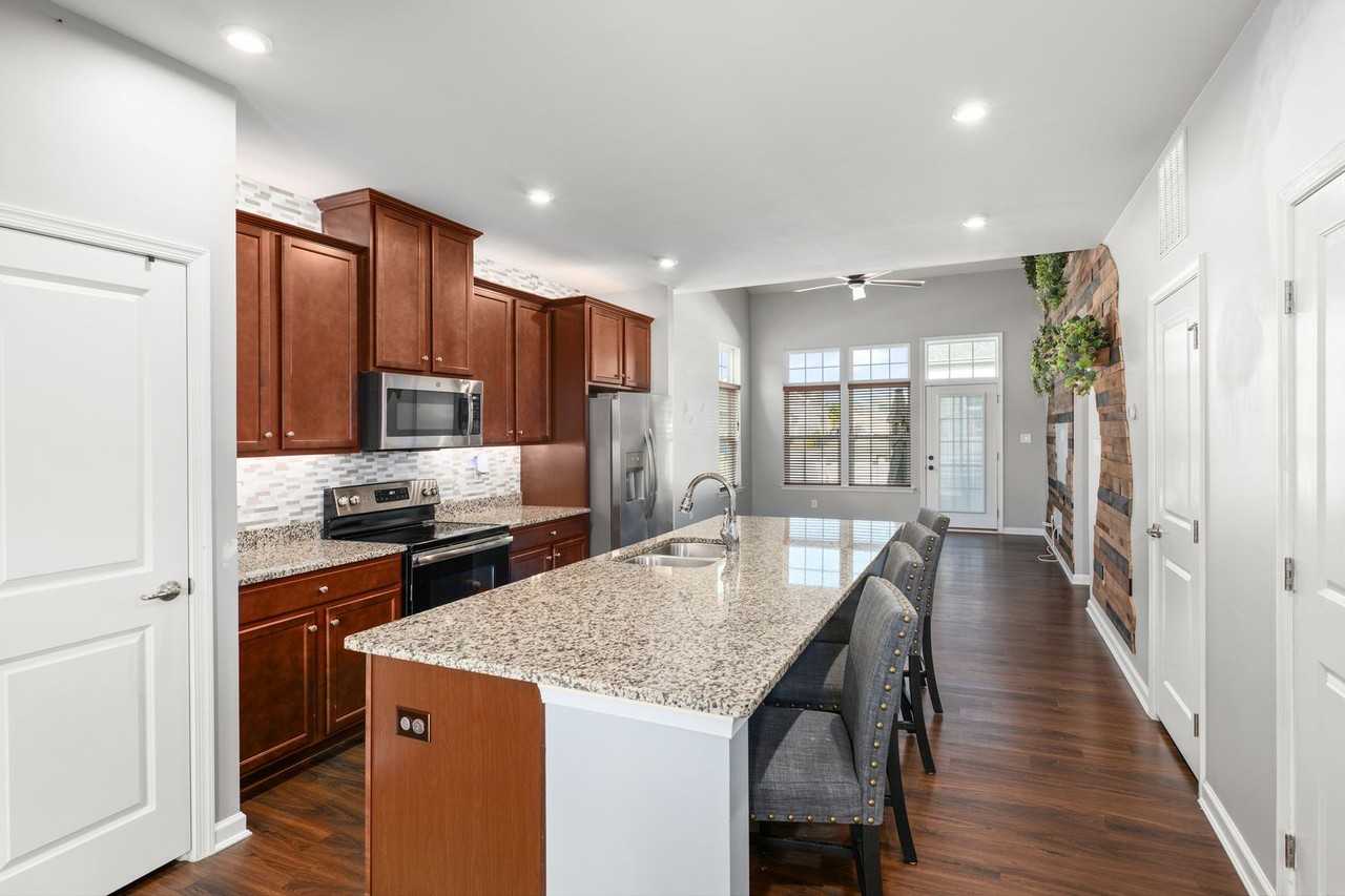 35005 Shorebird Ln - Photo 7 of 36