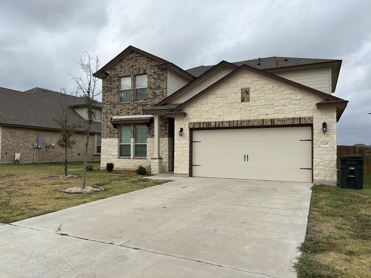 5205 Azura Way - Photo 2 of 50