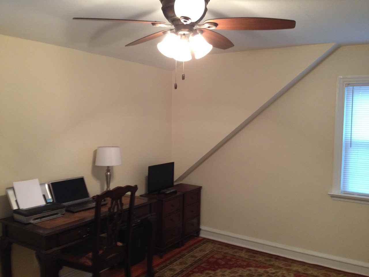 514 Essex Ave - Photo 6 of 20