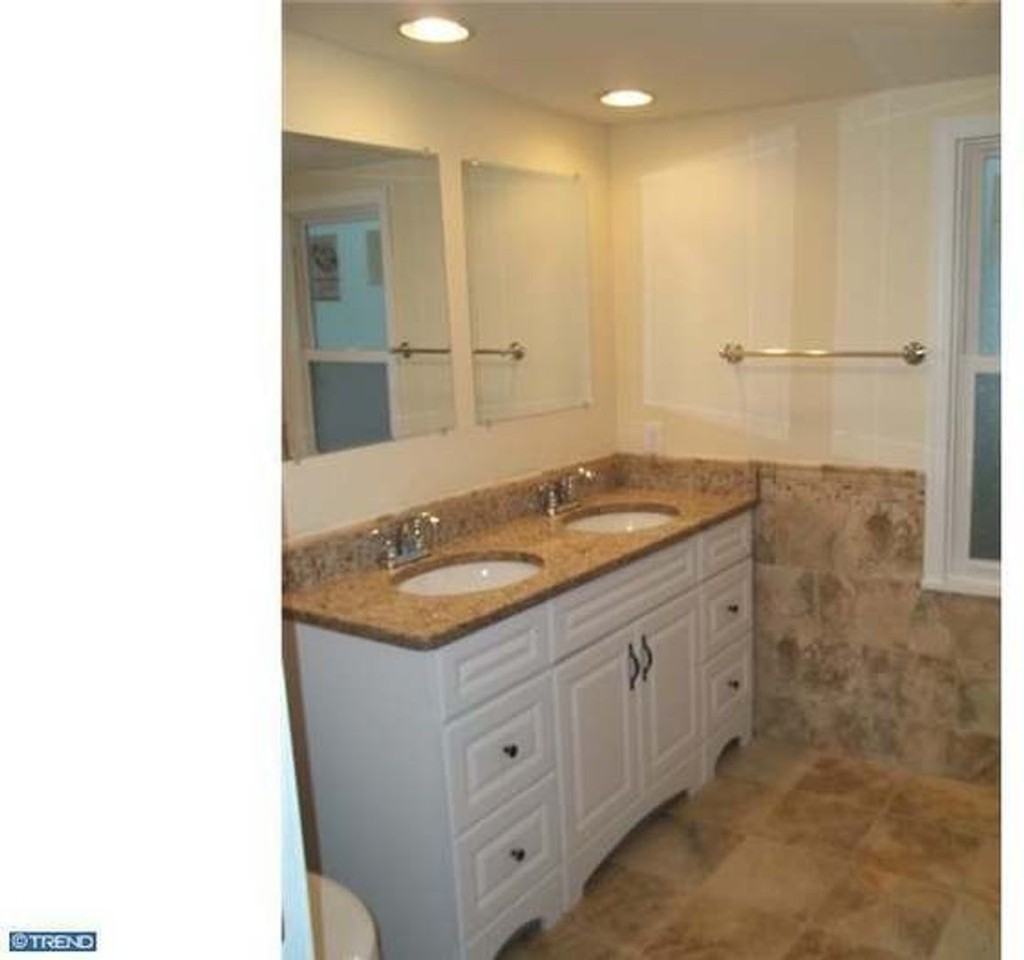 514 Essex Ave - Photo 7 of 20