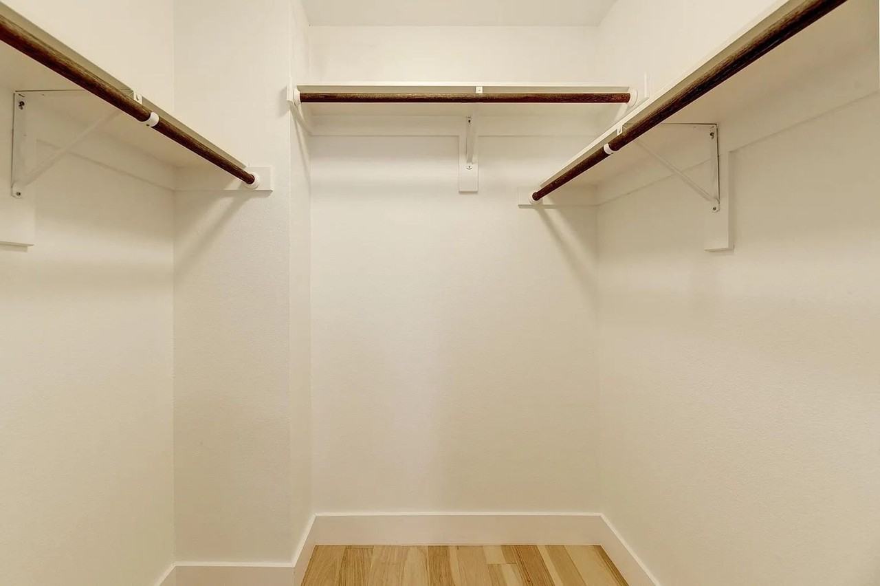 300 Lightsey Rd - Photo 5 of 22