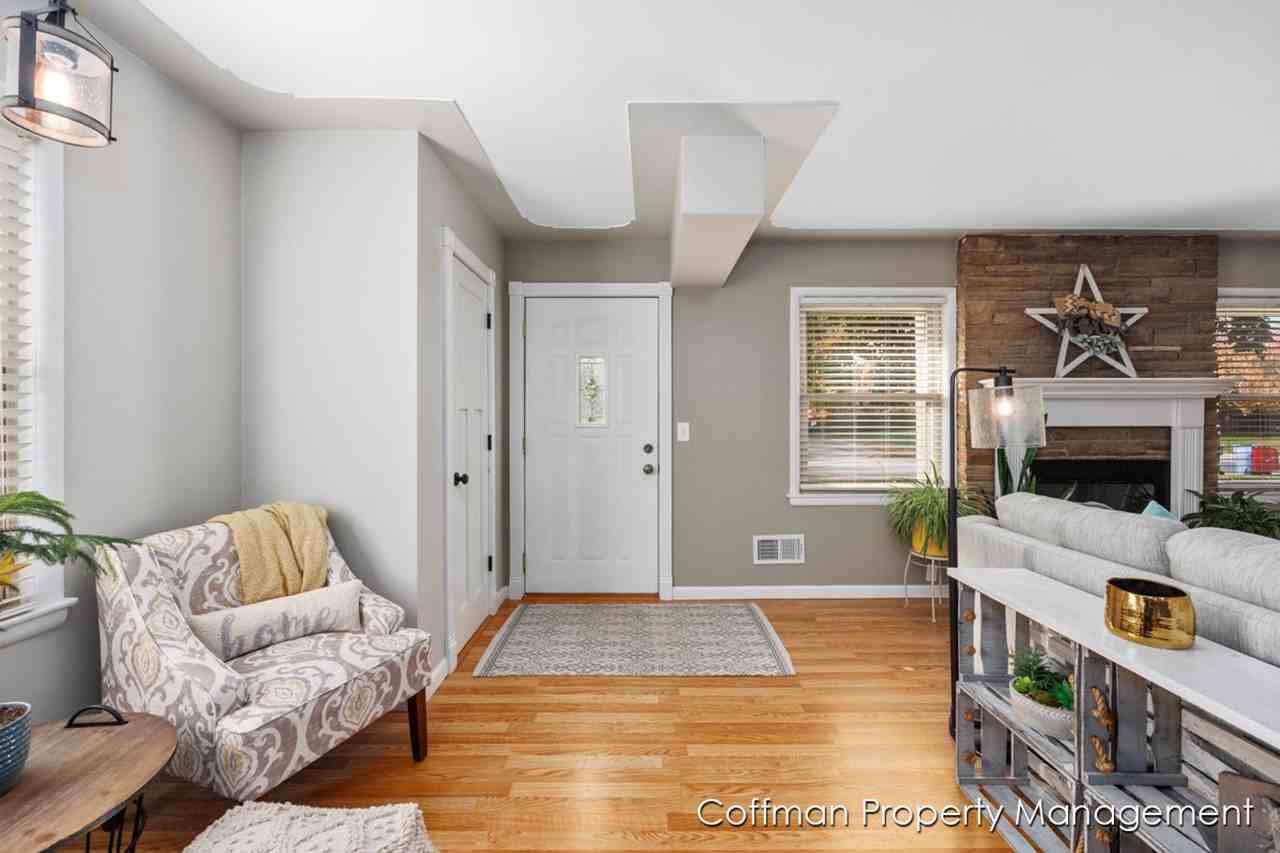 756 Strobel Ave Nw - Photo 2 of 29