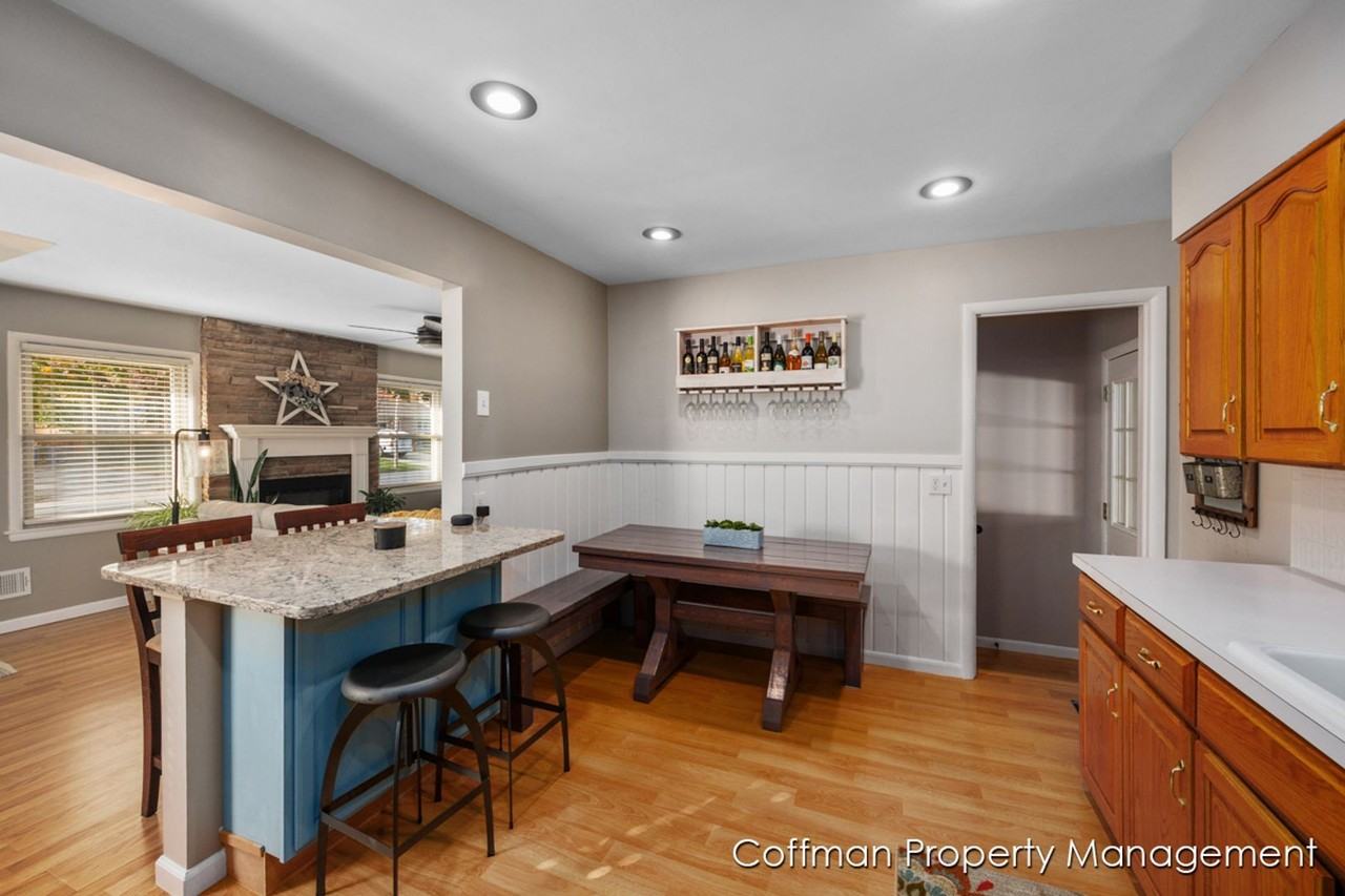 756 Strobel Ave Nw - Photo 6 of 29