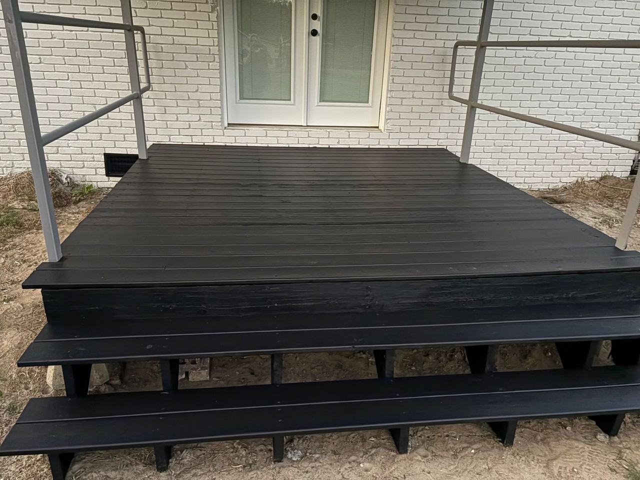 112 Society St - Photo 3 of 15