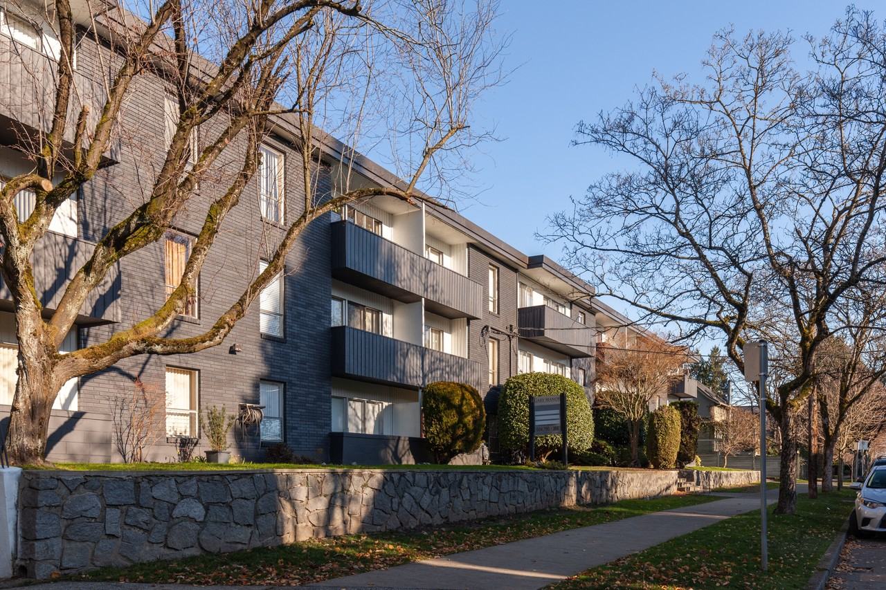 2225 West 8th Avenue #316