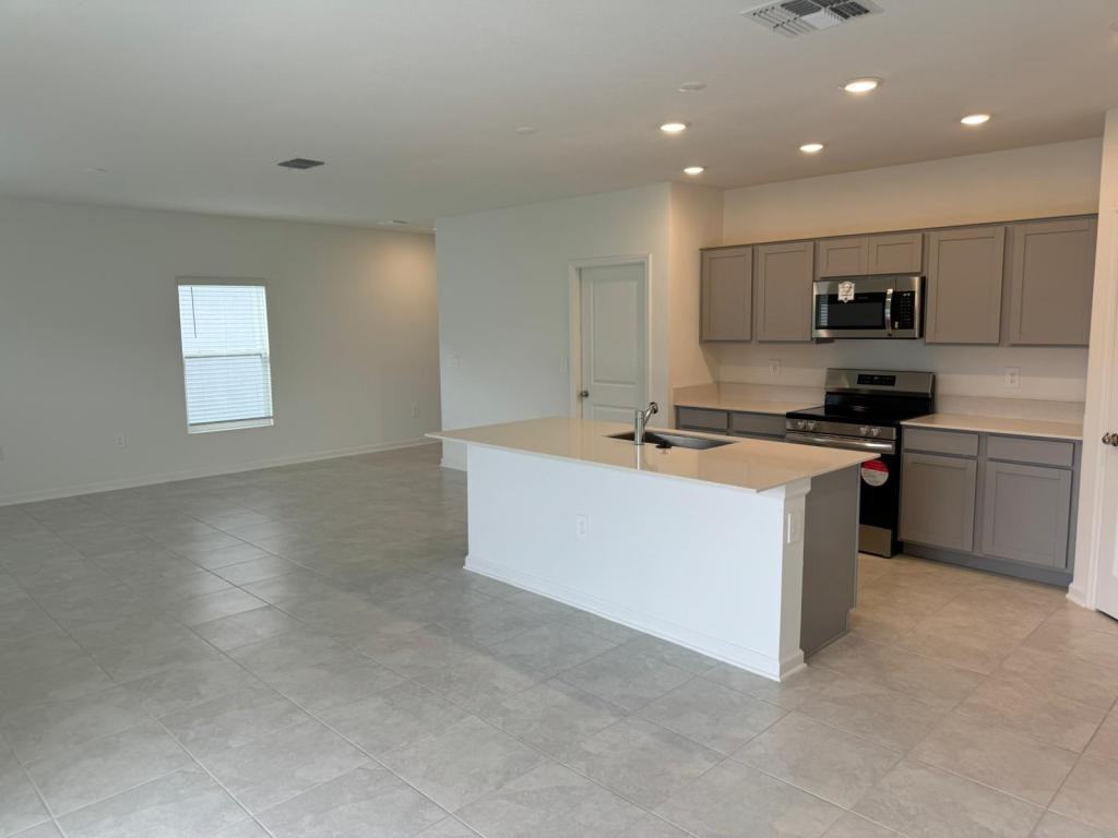 989 989 Harold Pass - Photo 7 of 27