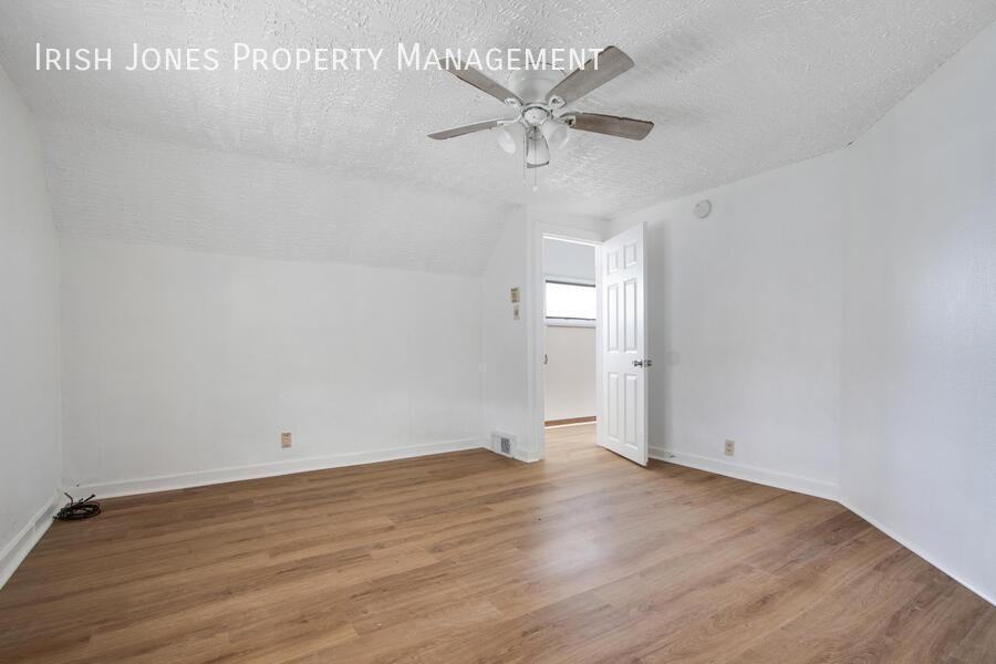 494 S Ogden St #1 - Photo 3 of 19