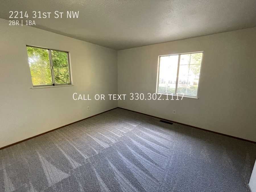2214 31st St Nw - Photo 3 of 12