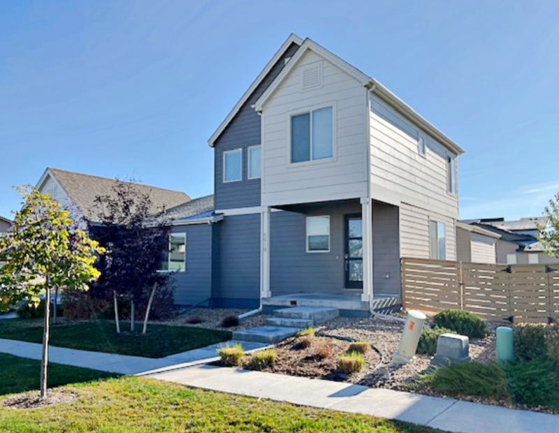 5919 Denys Dr - Photo 2 of 40