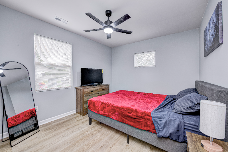 3113 Ashland Ave - Photo 2 of 18
