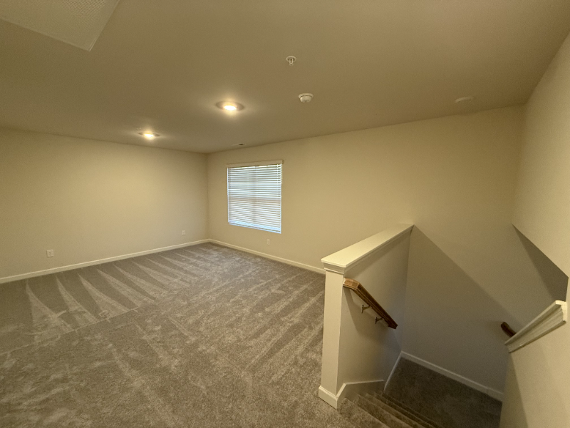 425 Alcott Way - Photo 7 of 18