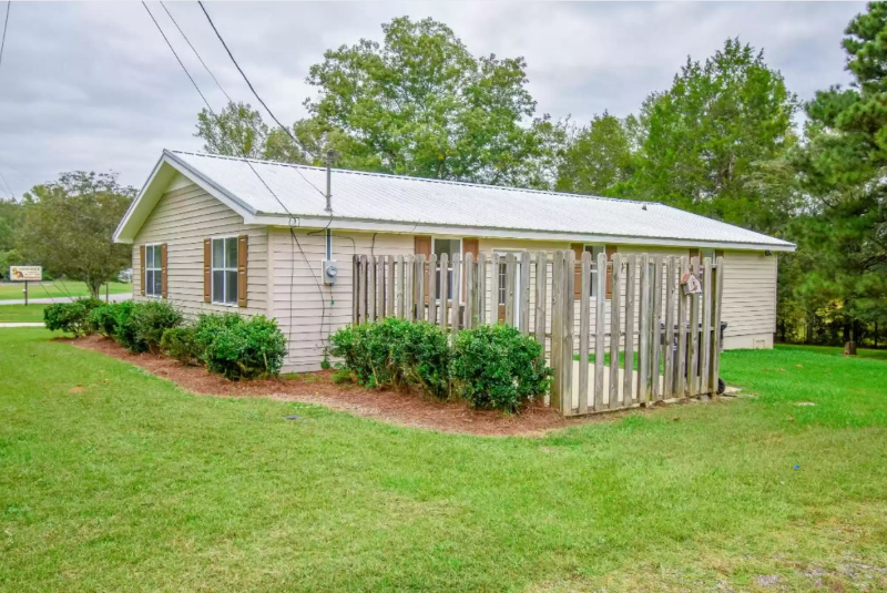 3359 Hillabee Rd - Photo 2 of 11