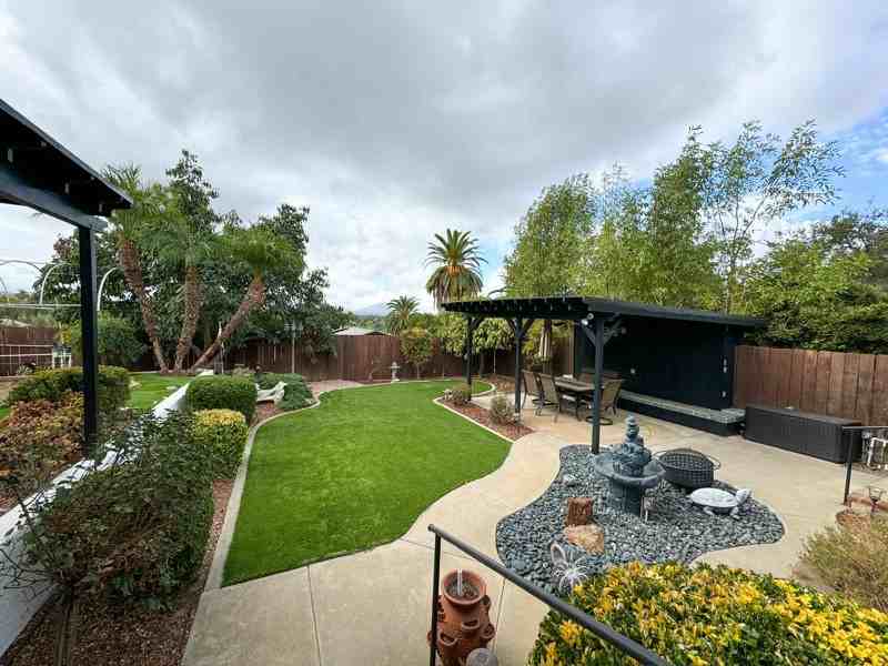 829 7th St - Photo 7 of 12