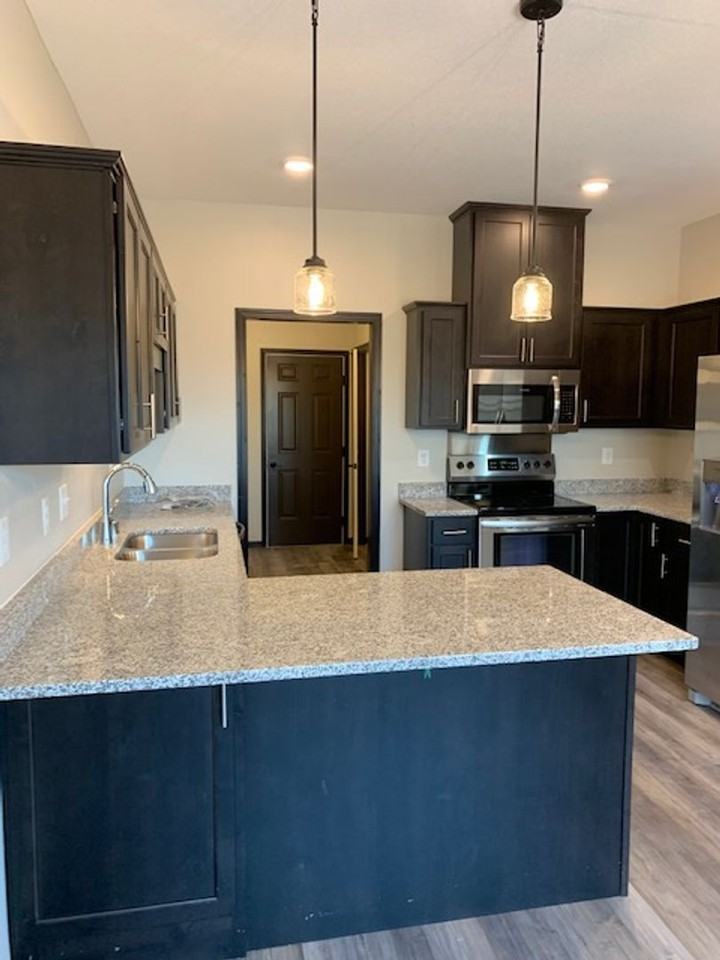 Villas of Rivers Ridge Townhomes - Photo 4 of 39