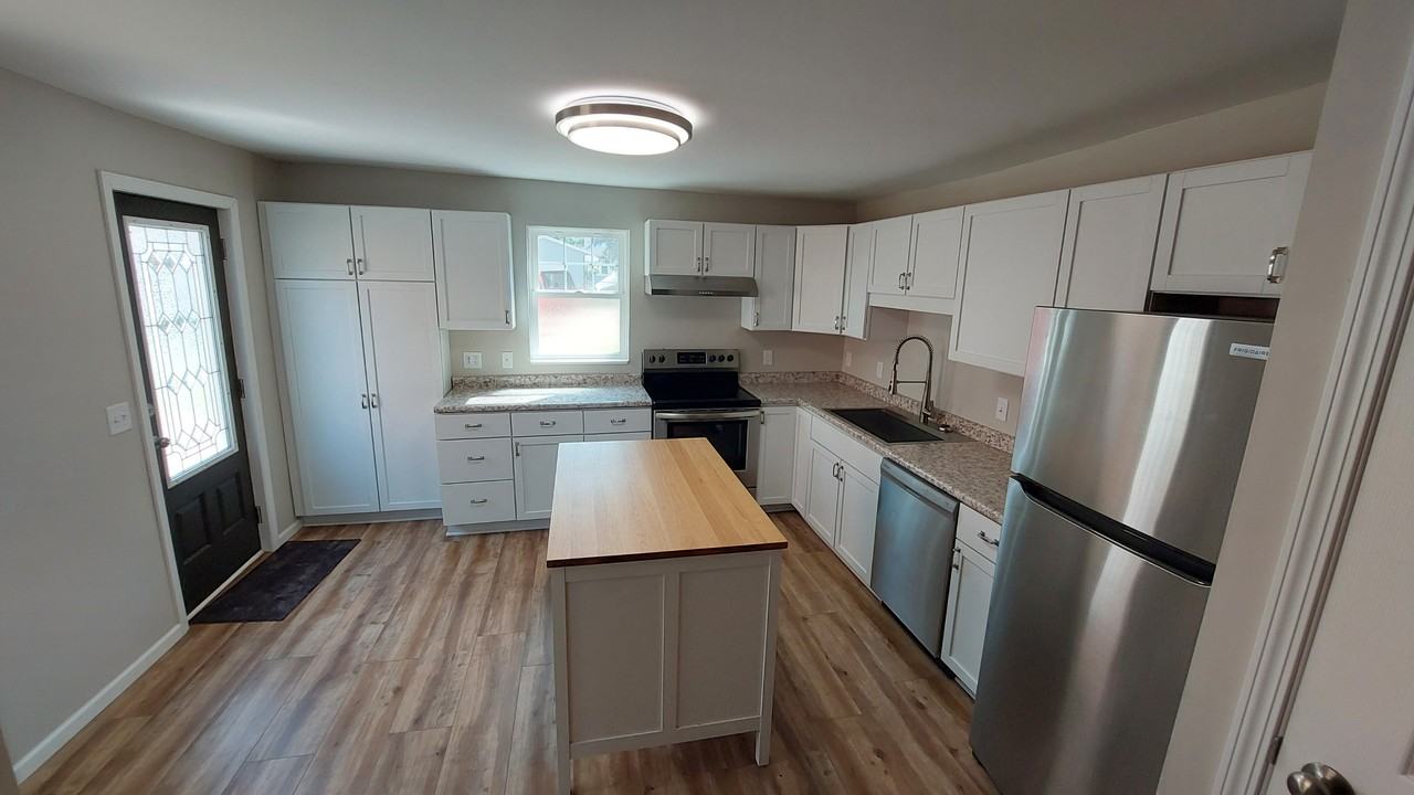 204 6th Ave #NA - Photo 3 of 16