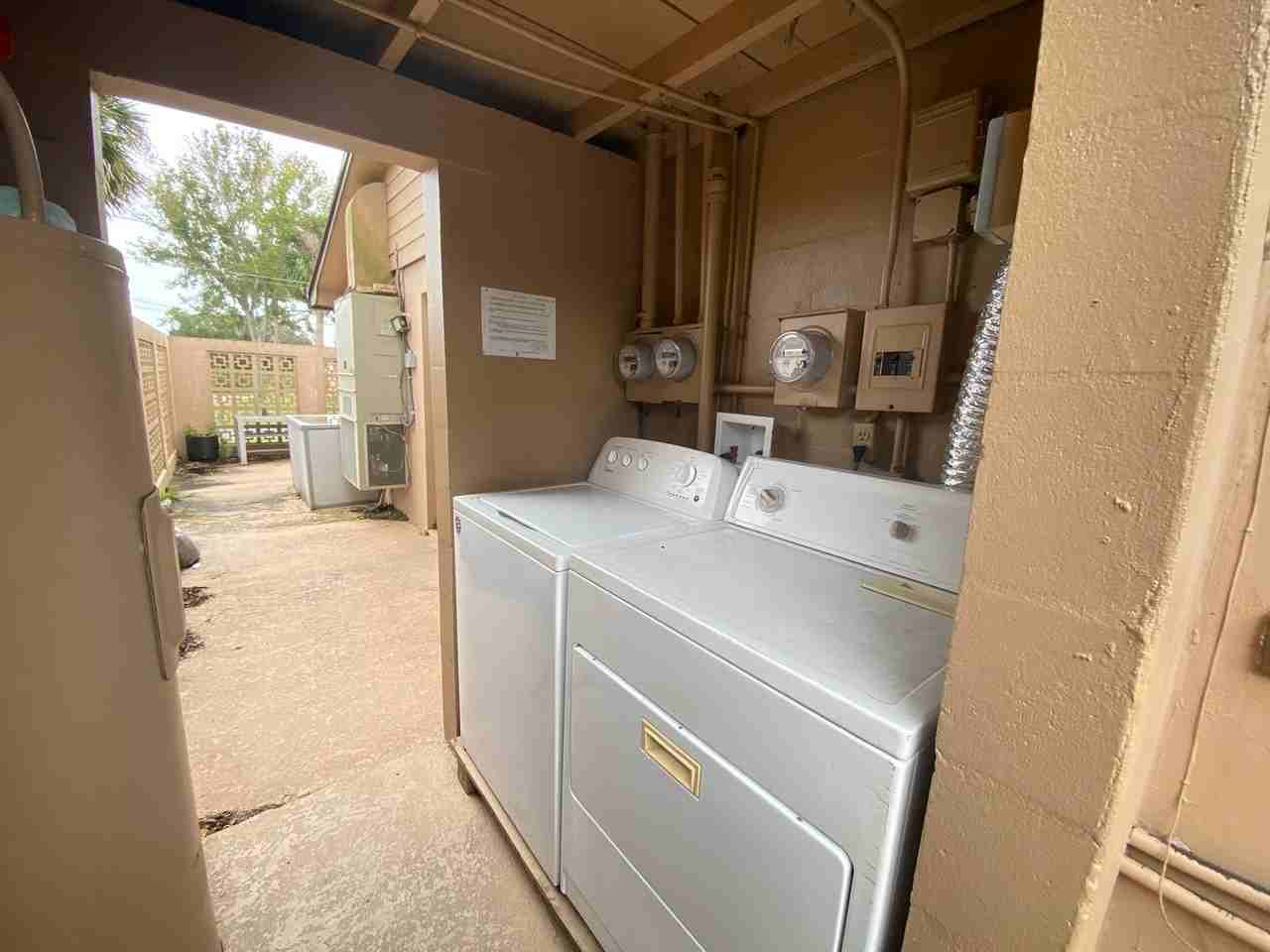 487 C St - Photo 2 of 31