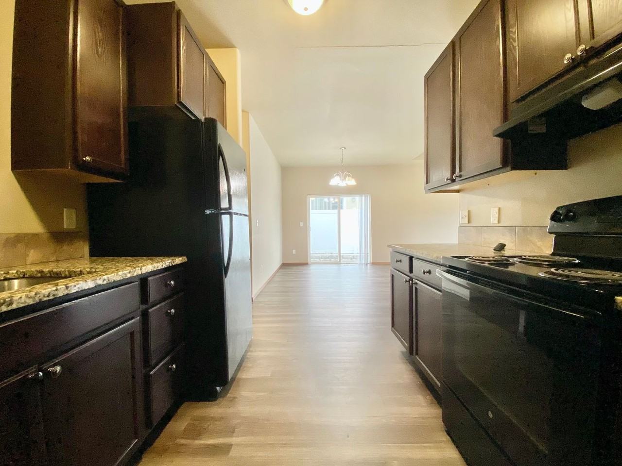 3102 Swan Ave - Photo 4 of 17