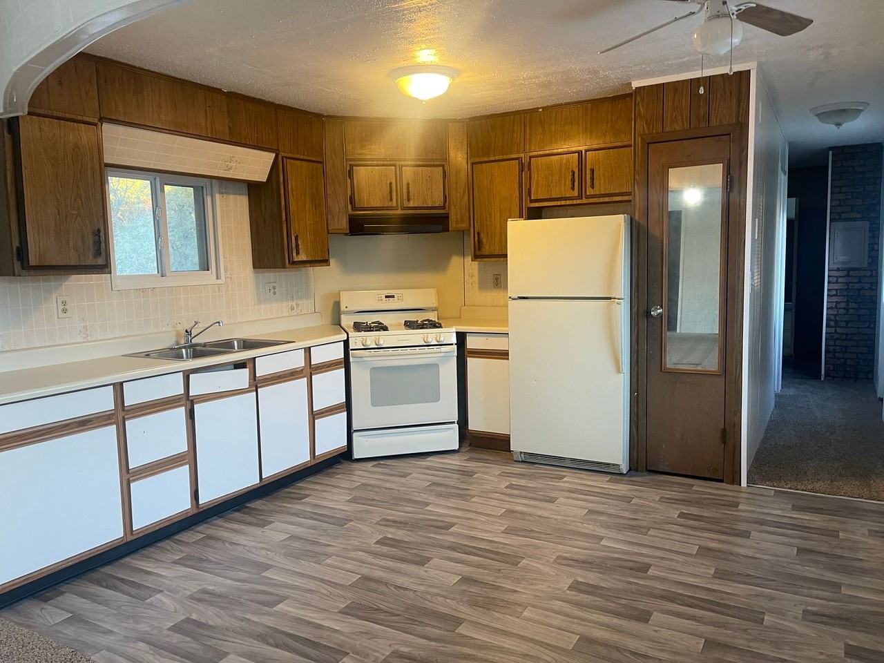 4360 E Waldron Rd - Photo 5 of 13