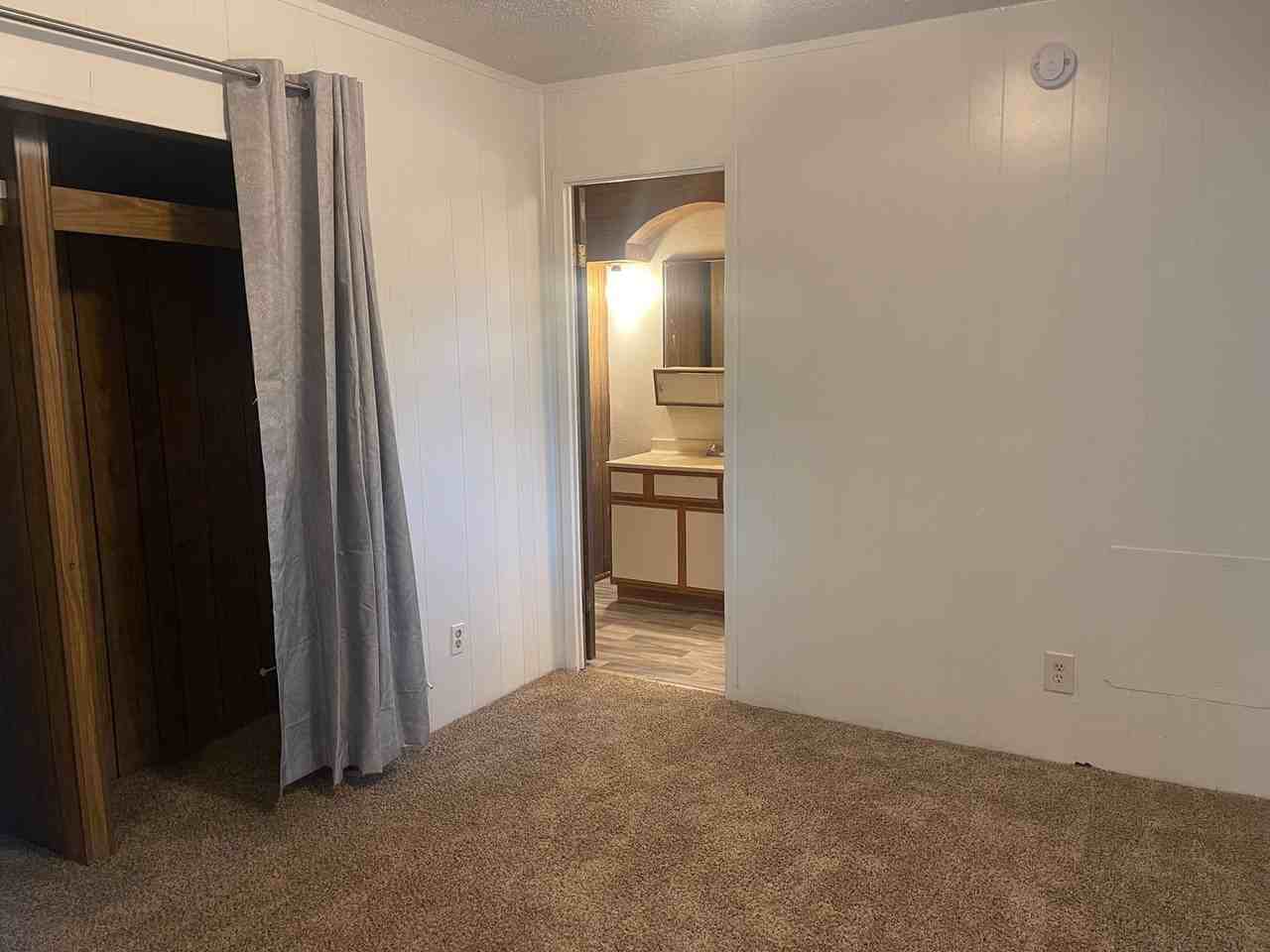 4360 E Waldron Rd - Photo 4 of 13