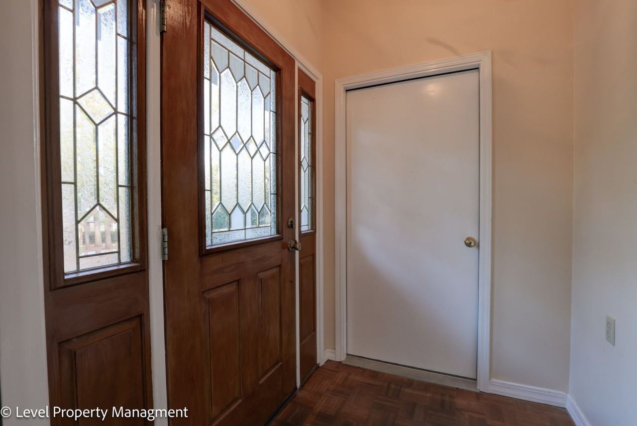 12 Lancers Ln #B - Photo 5 of 18