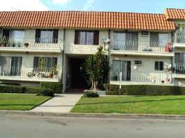 featured image of 11081 Rose Ave