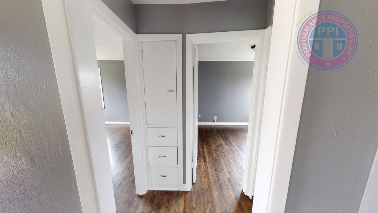 1415 9th St - Photo 6 of 30