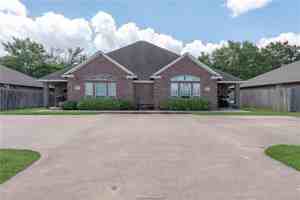 featured image of 1433 Western Oaks Ct