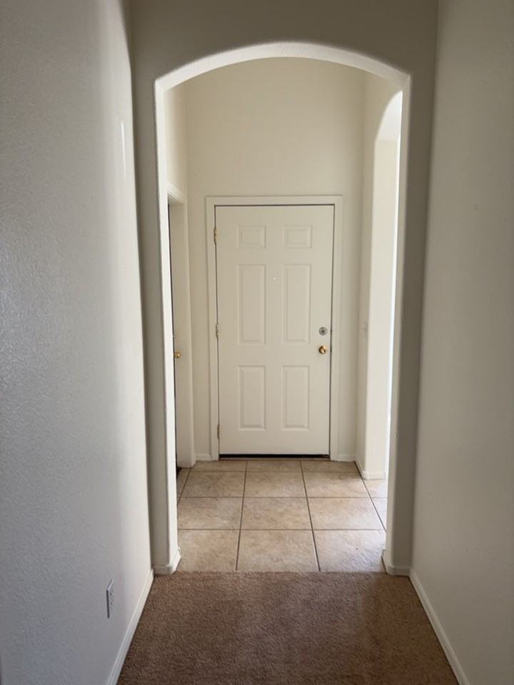 10207 N Onyx Moon Dr - Photo 3 of 15