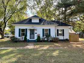 1101 W Oak Ave - Photo 1 of 1