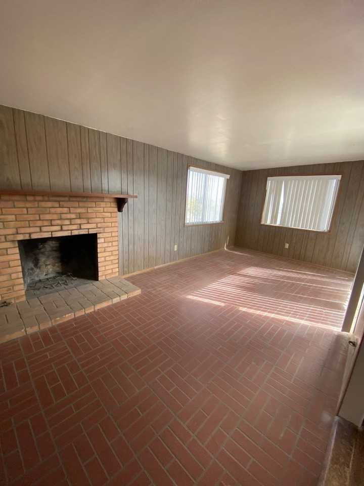 61606 Adobe Dr - Photo 3 of 20