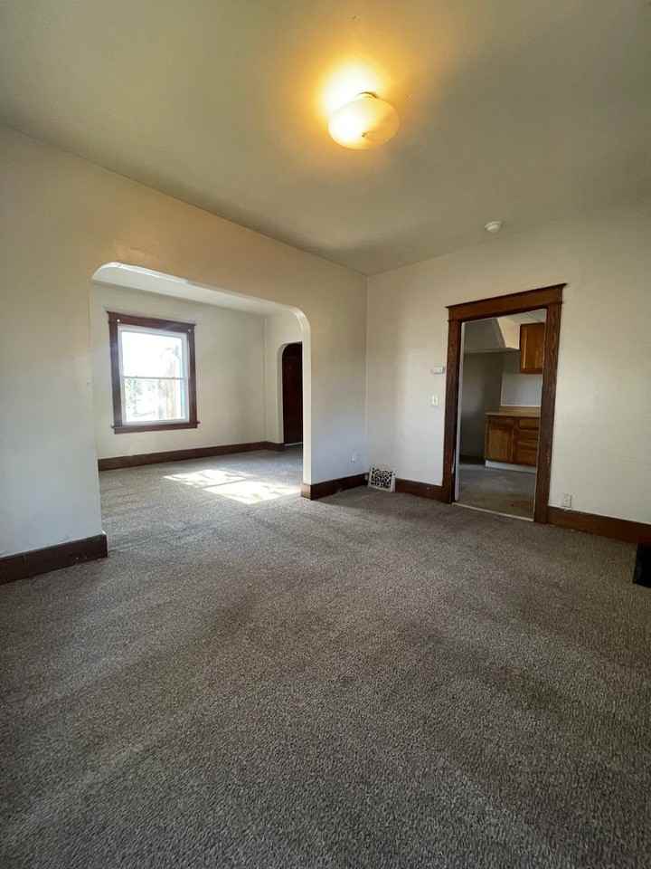 3324 Cass St - Photo 2 of 11