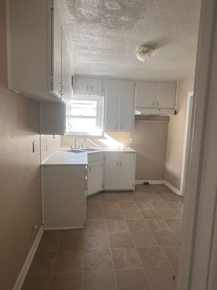 3501 Live Oak Ave - Photo 5 of 9
