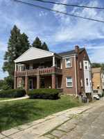 featured image of 2214 Memorial Pkwy