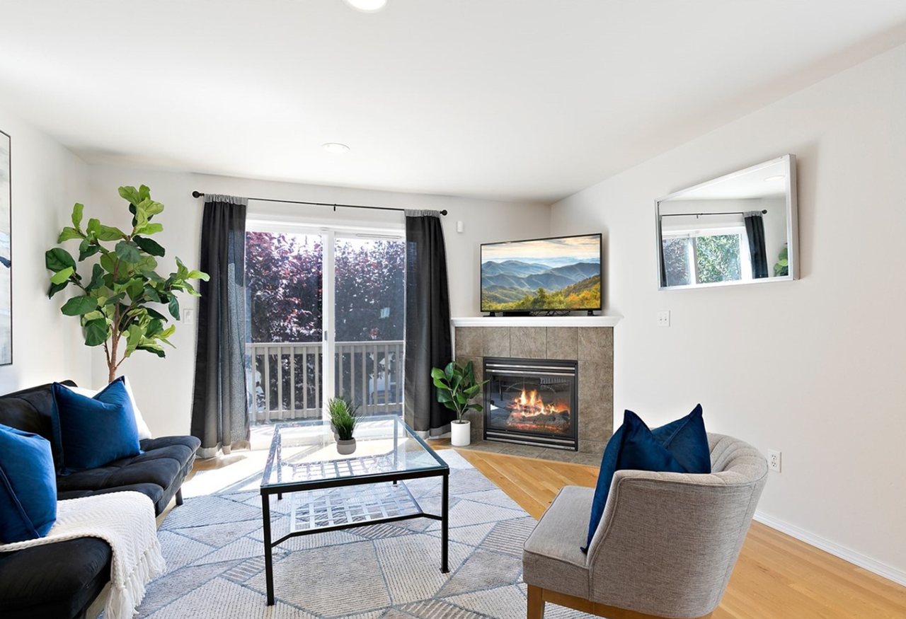 10506 Whitman Ave N #A - Photo 3 of 28