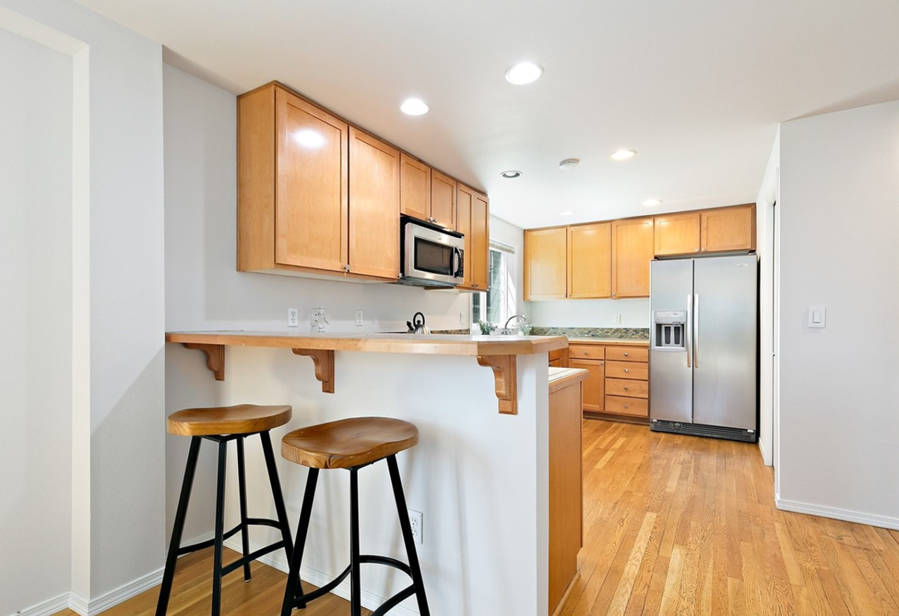 10506 Whitman Ave N #A - Photo 6 of 28
