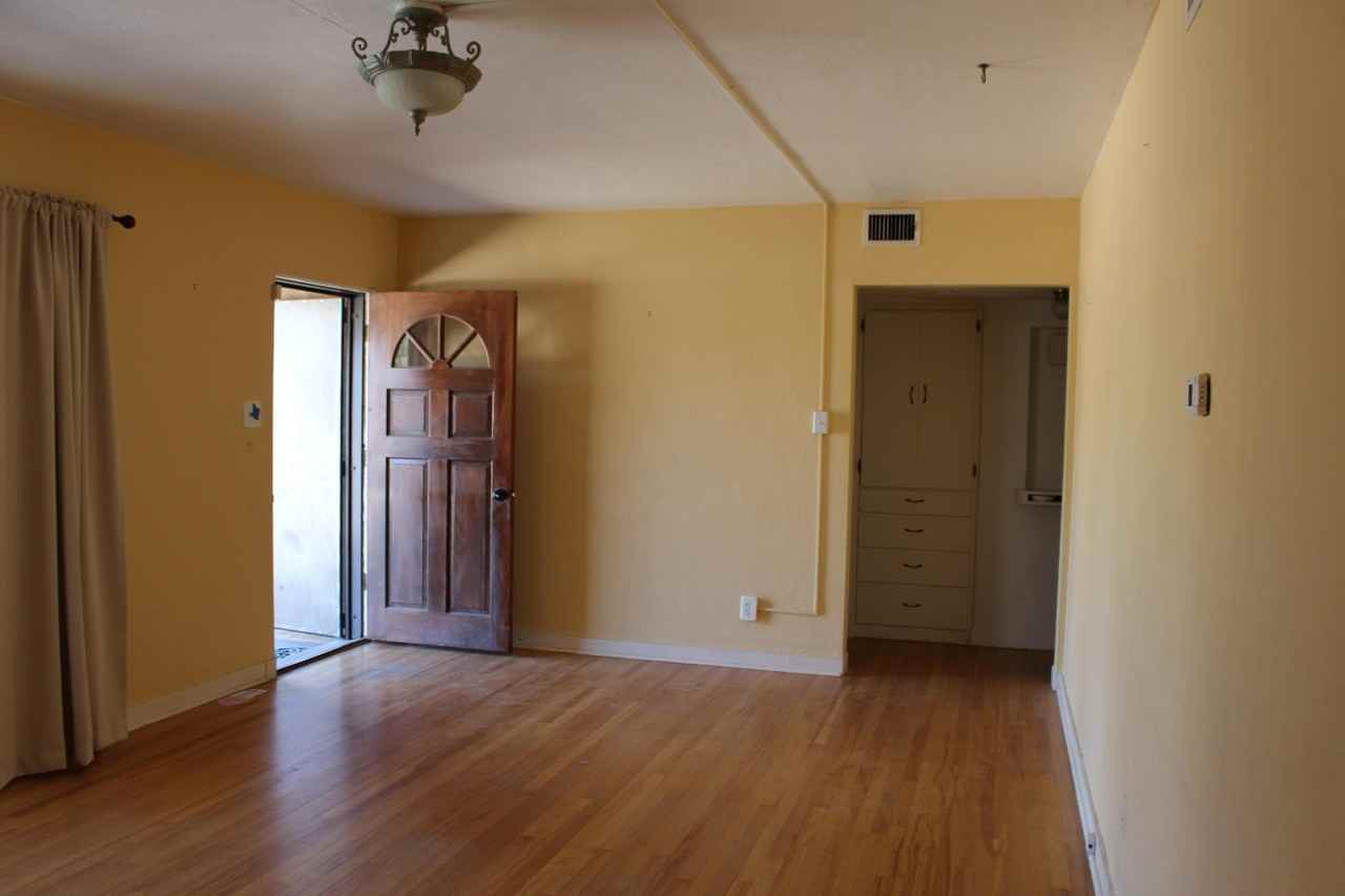 3812 Simms Ave Se - Photo 5 of 16