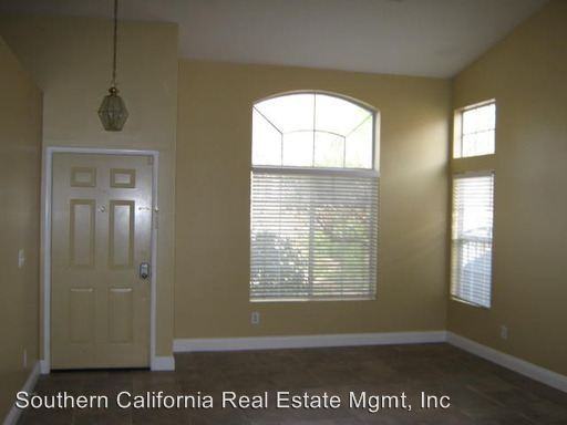 27908 Rainier Rd - Photo 2 of 11