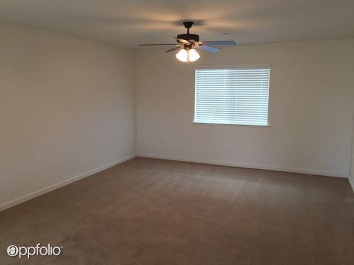 318 Pilgrim Ave - Photo 3 of 21