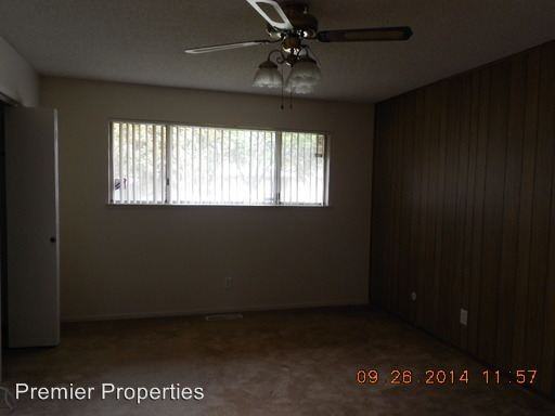 2179 E Menlo Ave - Photo 3 of 9