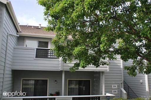 1201 Glen Cove Pkwy #214