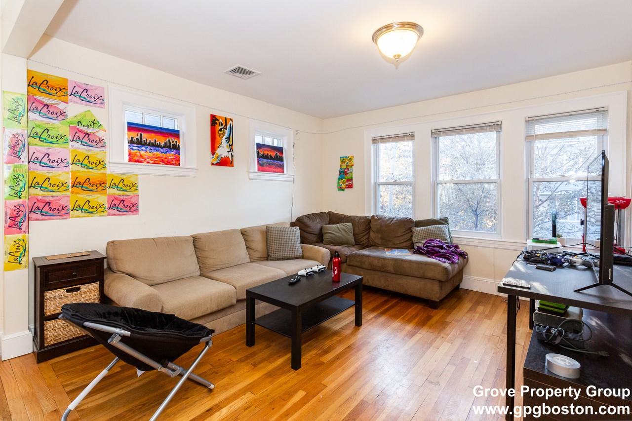 186 Calumet Street #186 - Photo 6 of 15