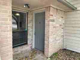 featured image of 2530 Hickory Dr