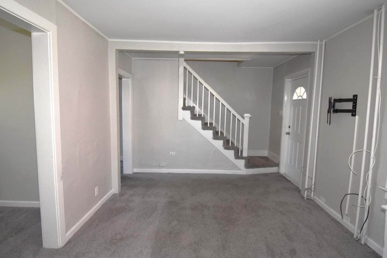1111 Sterling Ave - Photo 2 of 22