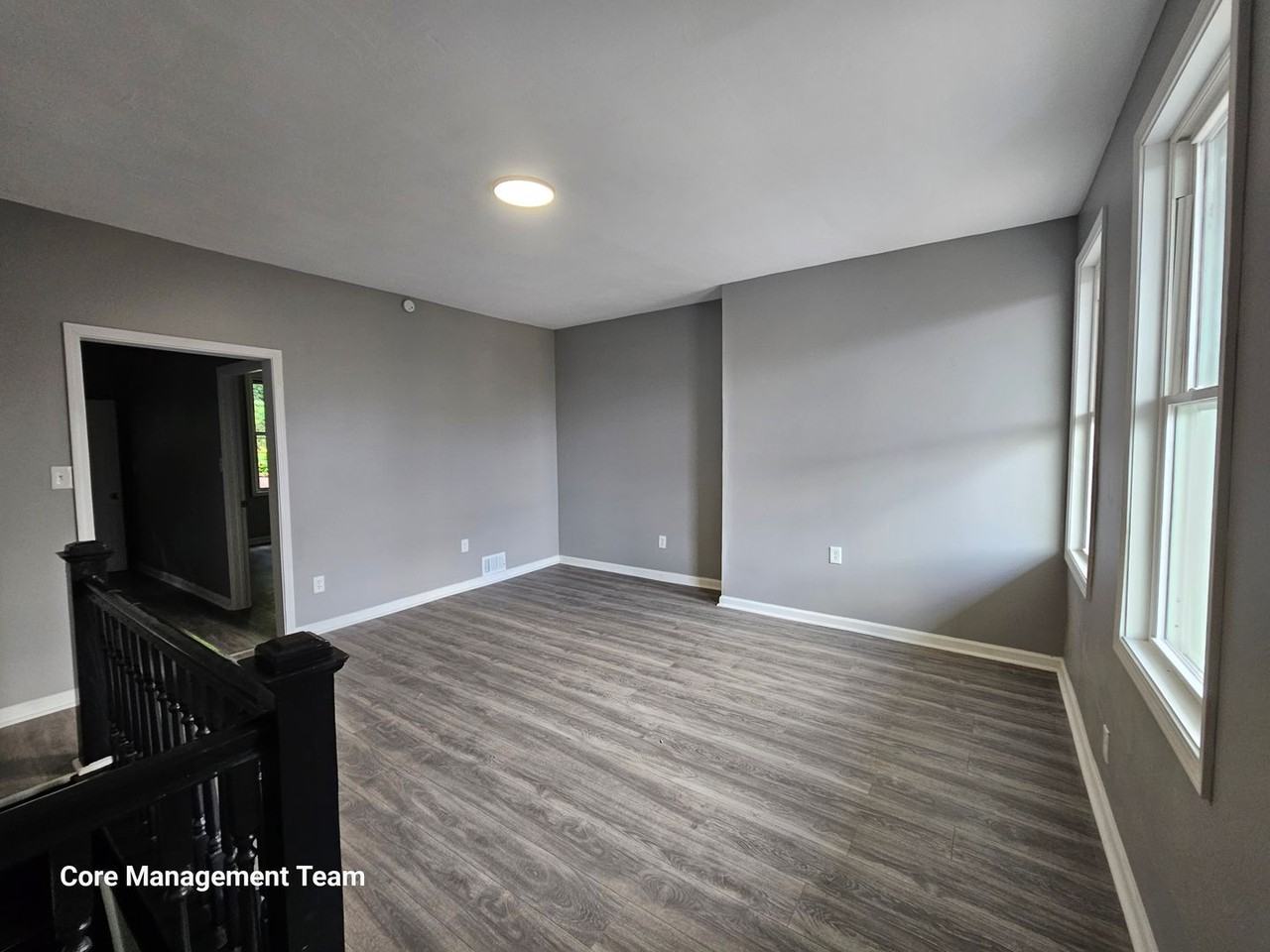 2624 Stella St - Photo 4 of 14