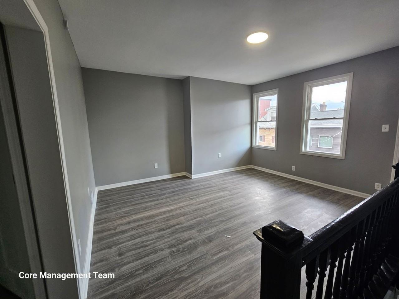 2624 Stella St - Photo 5 of 14